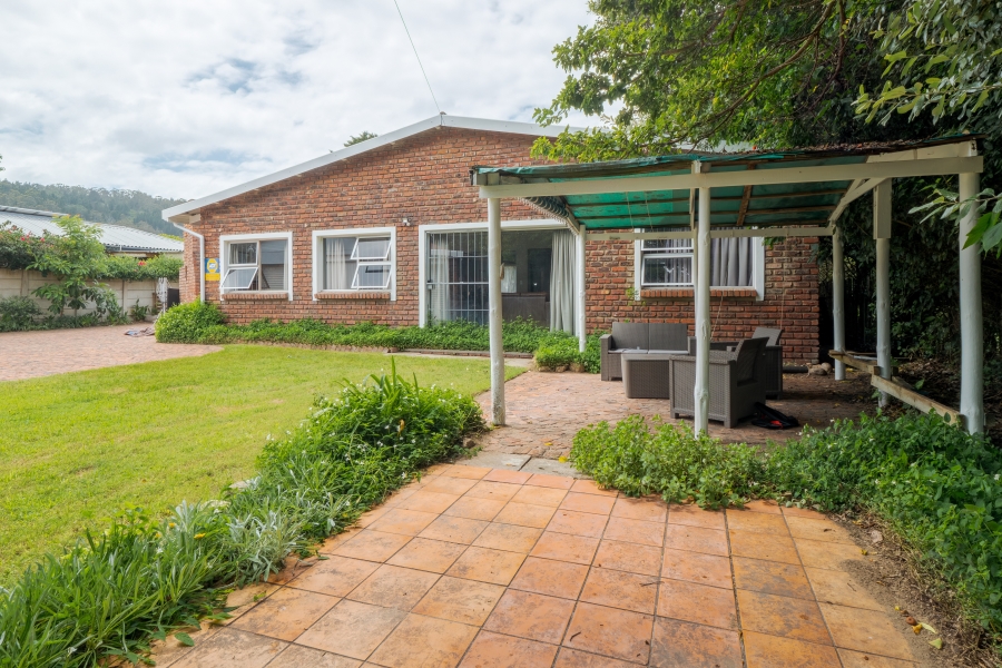 4 Bedroom Property for Sale in The Village Western Cape